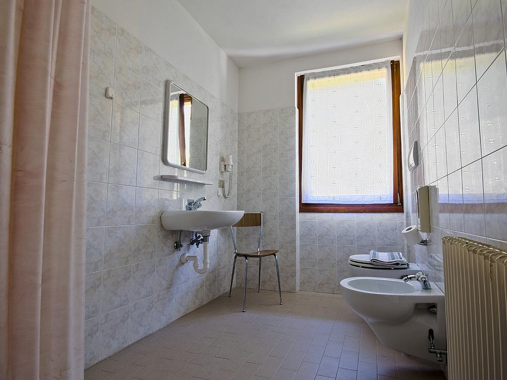 Albergo Alpino Da Tullio Avio Bagian luar foto